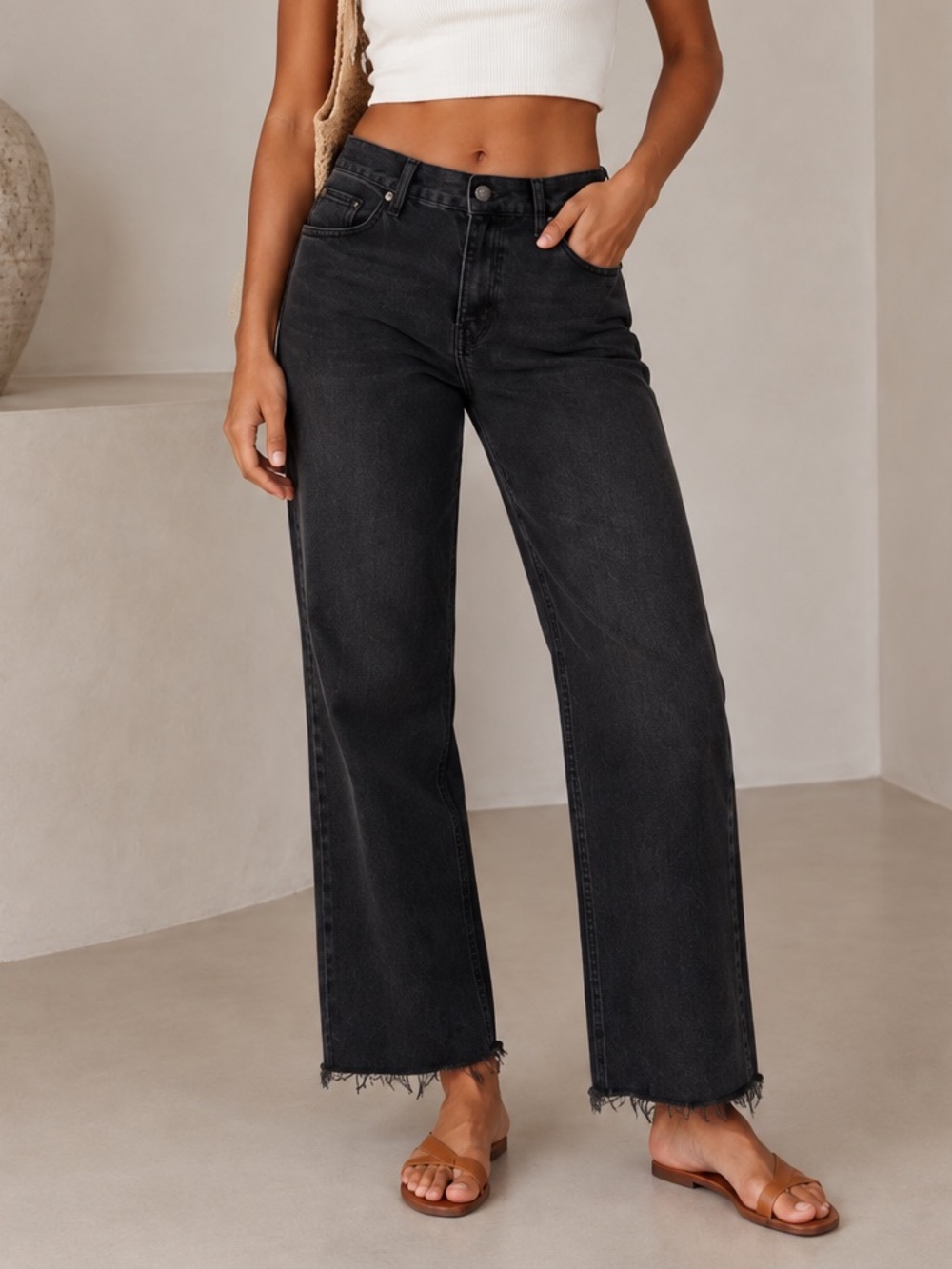 Pull & Bear Black Straight-Leg Jeans - Women's